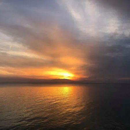 Superior, Comfortable Seaside With Amazing View بيت للعطل