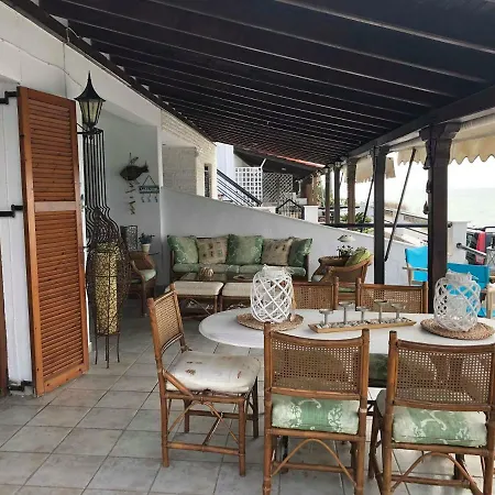 Superior, Comfortable Seaside With Amazing View *