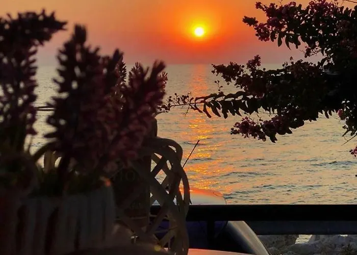 Superior, Comfortable Seaside With Amazing View Vakantiehuis *
