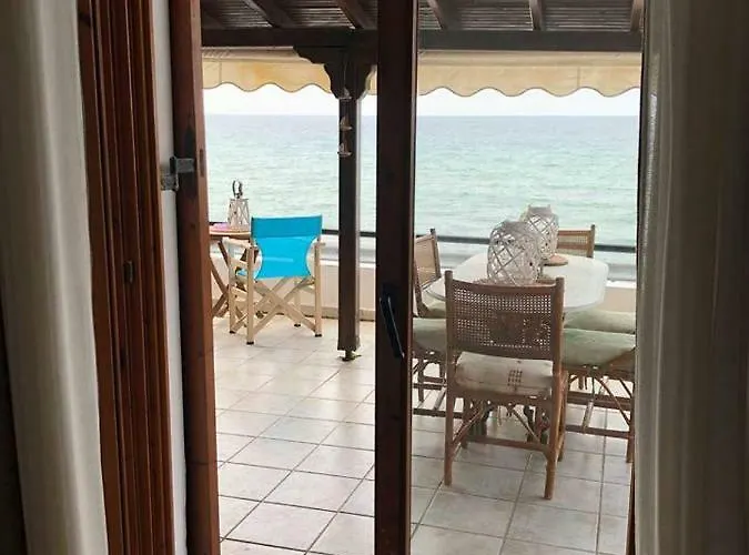 Superior, Comfortable Seaside With Amazing View * Siviri